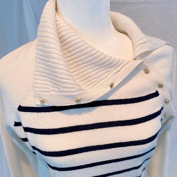 Saraphine White Roll Neck Cashmere Blend Maternity sweater.Size M. BEAUTIFUL. - Picture 8 of 8